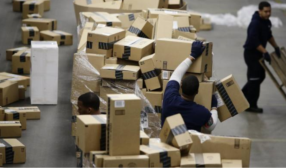 Parcel depot hard working